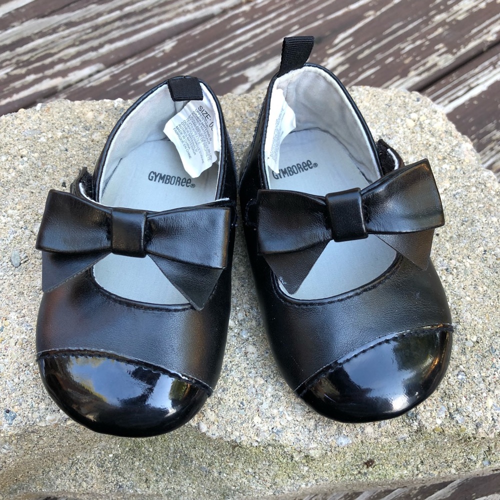 Gymboree Black Bow Patent Leather Baby Crib Shoes